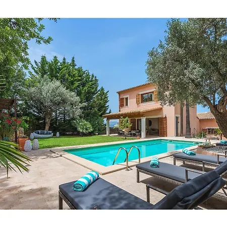 Elvissa Villa *