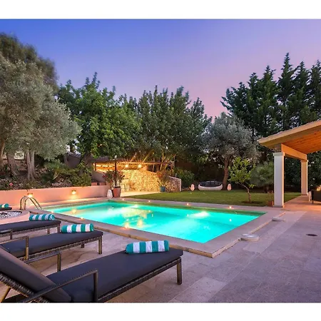 Villa Elvissa *